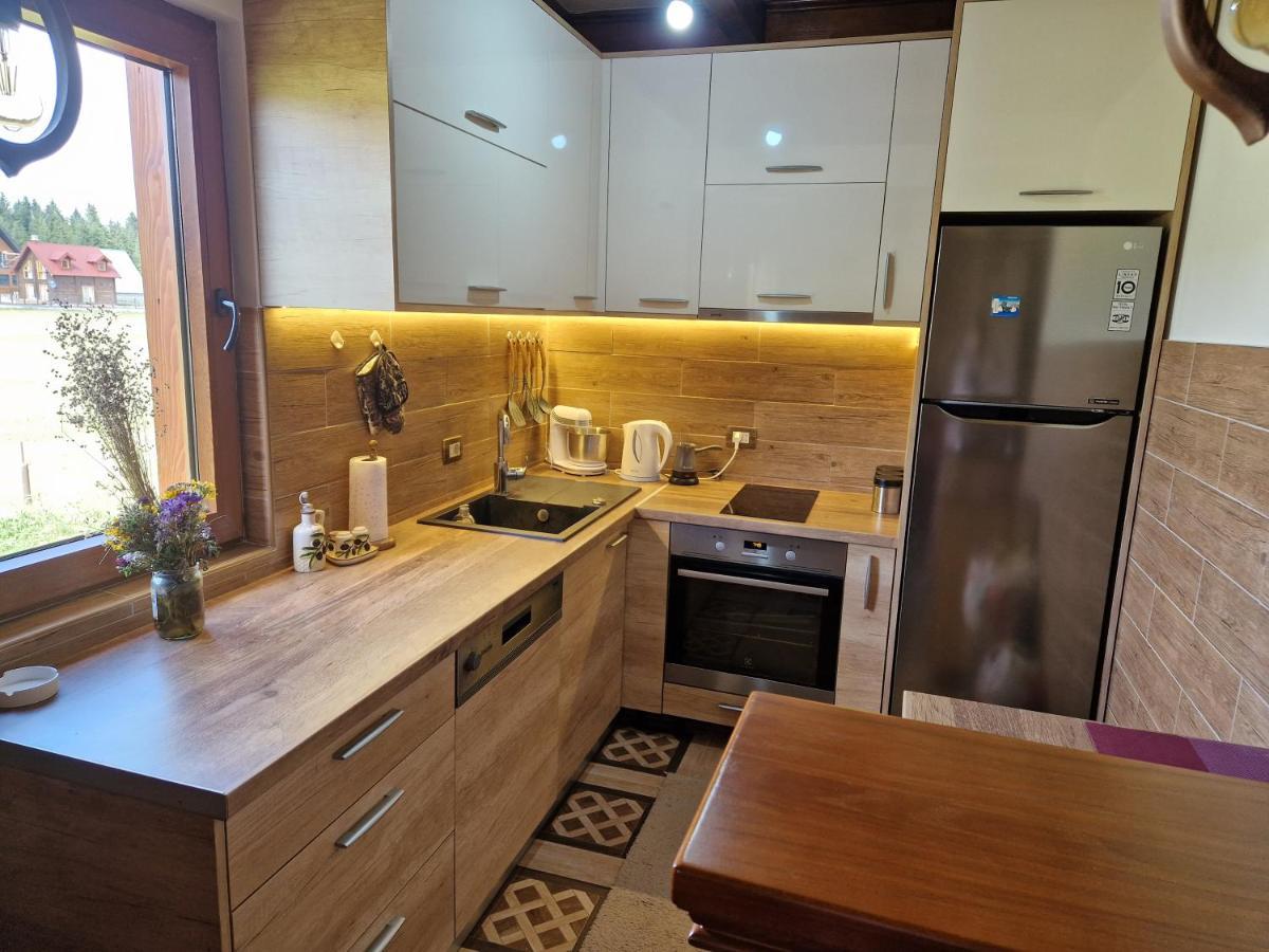 Mountain Haven Deluxe Lägenhet Žabljak Exteriör bild