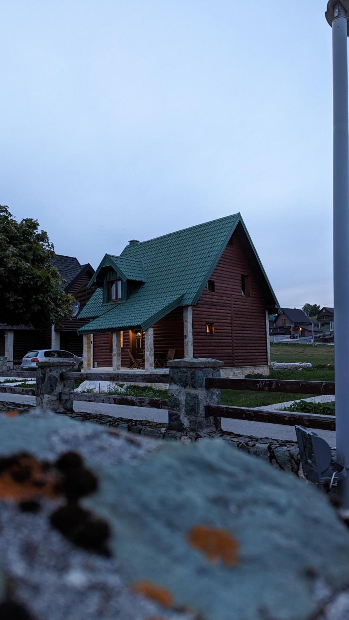 Mountain Haven Deluxe Lägenhet Žabljak Exteriör bild